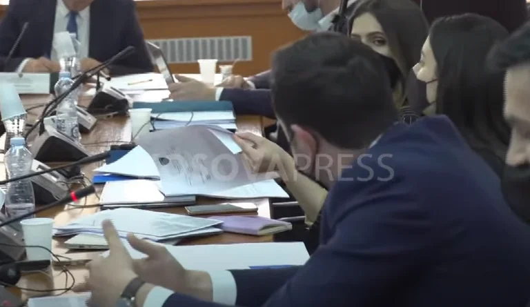 VV MP: Hemos reducido los pagos de pago para MPs para 2022, ¿por qué?