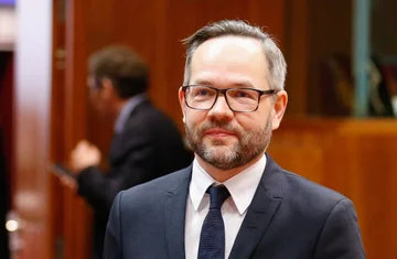 Ministro alemán: Nadie en Europa puede estar probando sobre el cambio de fronteras