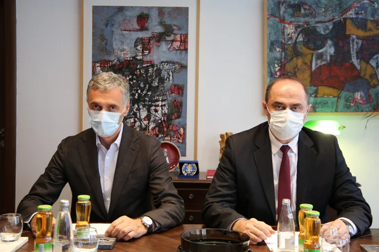 Chief Prosecutor with Police Director gives their pledge regarding the media