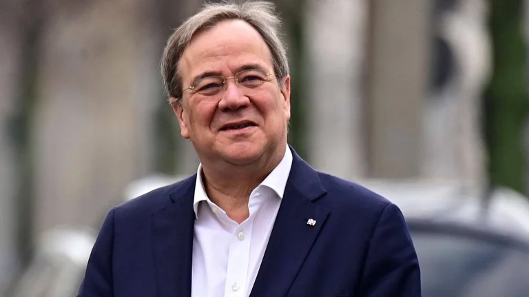 Fait : Ce sera le successeur de Merkel comme candidat de chancelier allemand par CSU
