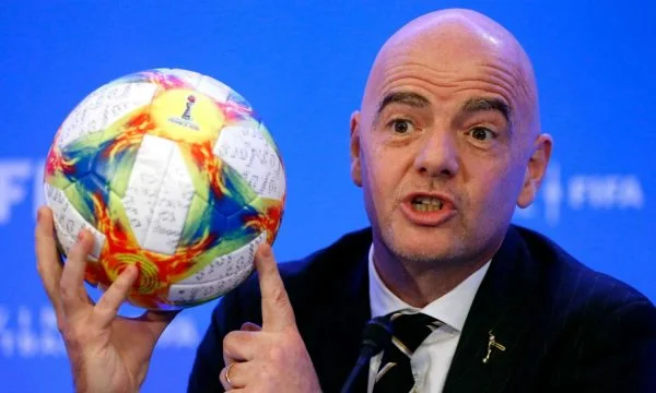 FIFA president reacts sharply: Stay, or go, but you will suffer the consequences