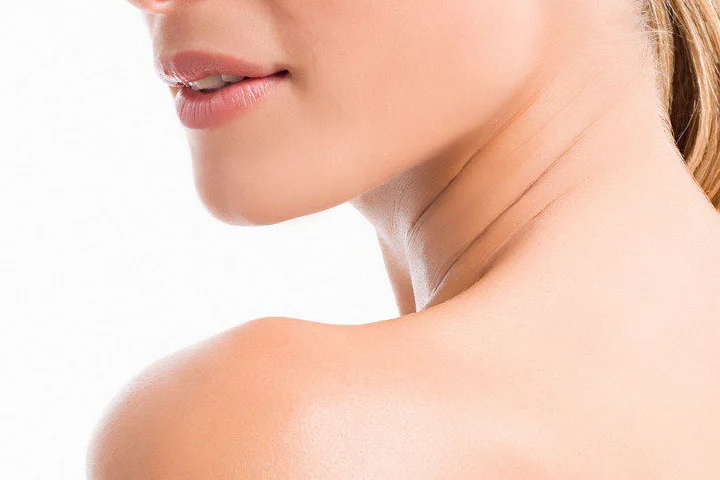 The error adding neck wrinkles