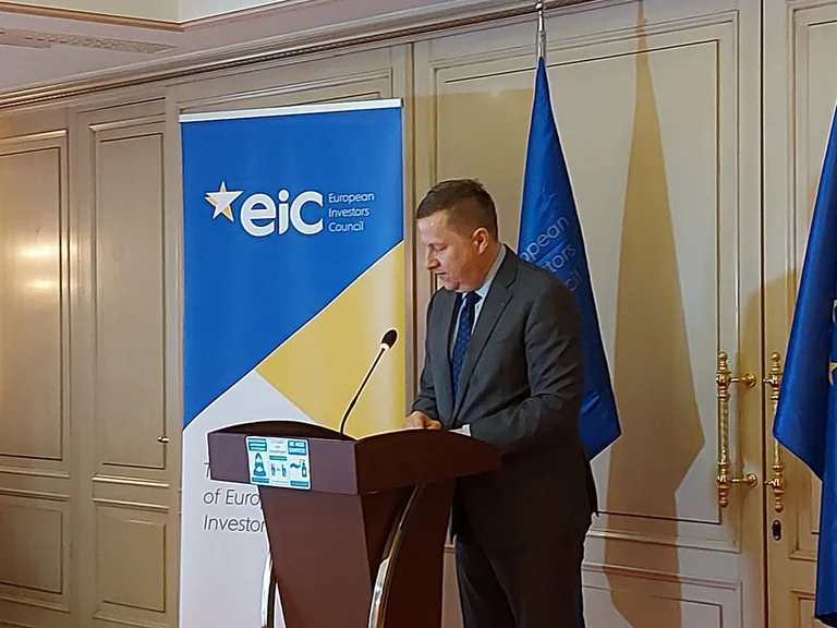 EU chief: Government to take concrete measures to attract foreign investors