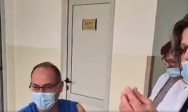 Ganimetie Musliu critica al personal médico que vacunaba a Lul Raca: Me fuí