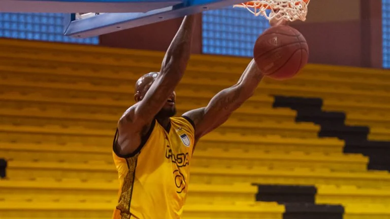 Peja overcomes Pristina firmly