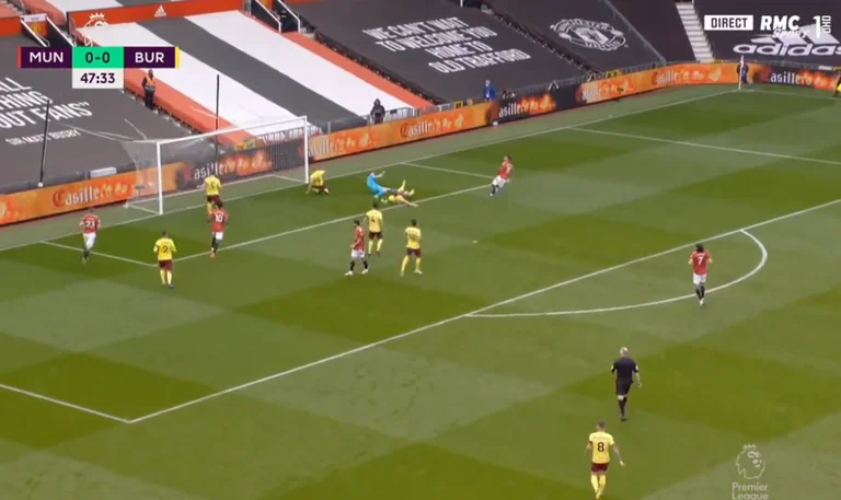 Man United ) Burnley: Fight break out, two goals in two minutes