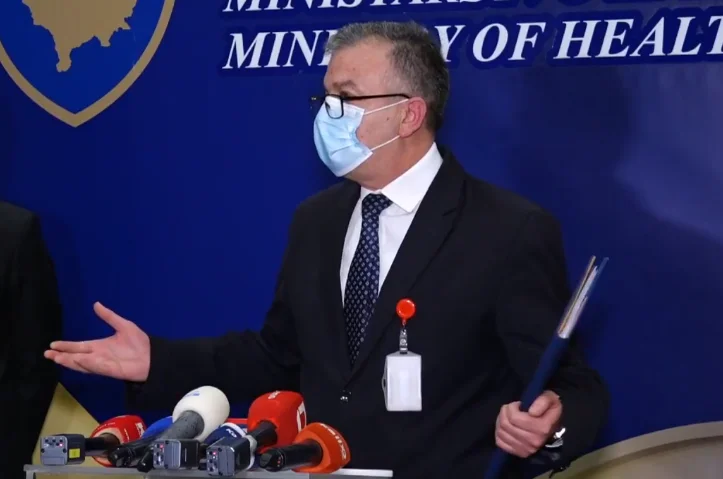 Le MSH ne s'assure pas que Pfizer vienne au Kosovo : vous vous demandez si nous étions le fabricant.