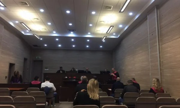 Le processus pour les visas: Uke Rugova, Astrit Haraqija & Co.