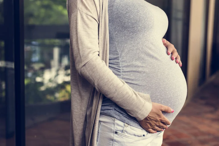 7 Changements imprévus du corps d'une femme après son accouchement