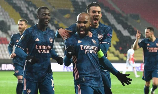 Les matchs se terminent : Arsenal, Man United, Rome et Willarreal en demi-finale d'Europe Legs