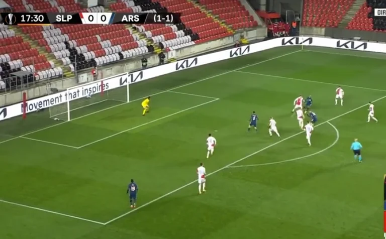 Three goals for six minutes: Smith-Rowe completely destroys Slavia Prague's defense.
