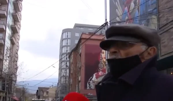 As much as I'm a widower, the ferrazian complains that the Rita Ora wall was set