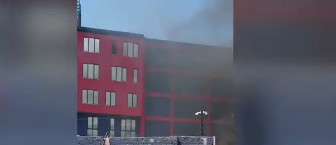 Fire on Albania's Klan television (Video)