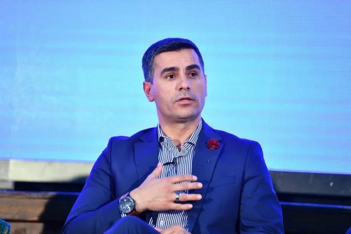 Pësoi debakël në Vushtrri: Xhafer Tahiri reagon pasi u dorëheq kryetari i degës së LDK-së