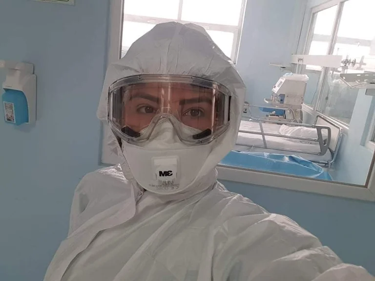 The Antiwar CO V ID: The Infecta nurse relates how she lost consciousness for three hours and then returned to work again