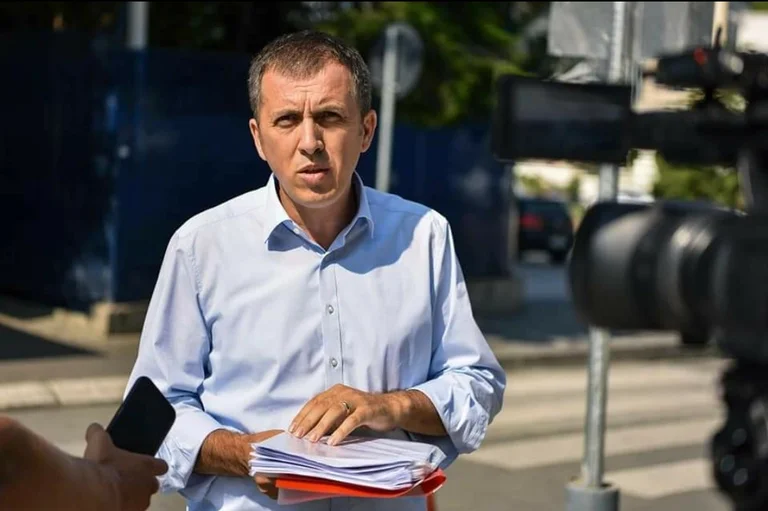 Salih Zyba admet avoir rencontré un député AAK