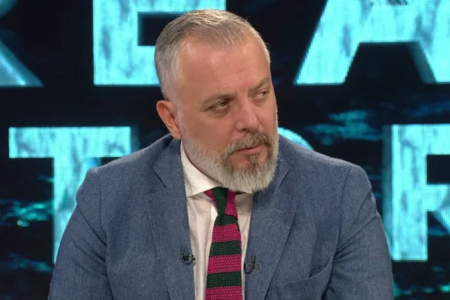 Sokol Balla kritisiert Kurti: Für Ihren Zorn mit Rama verlassen ich Kosovo-Bürger ohne Impfstoffe