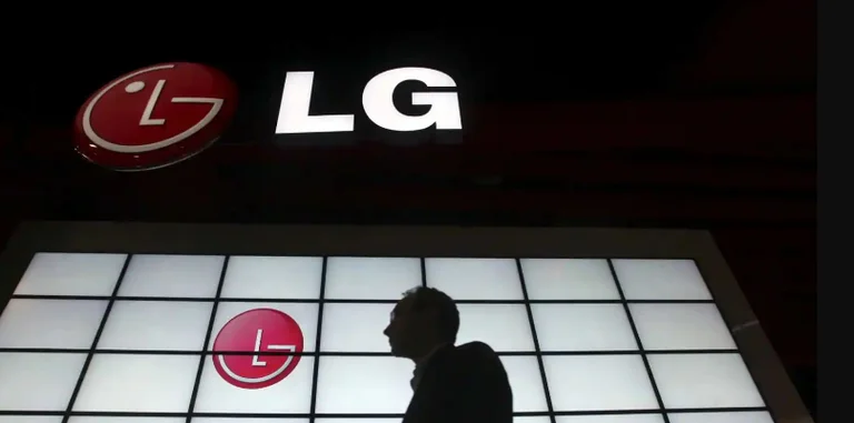 LG gives up the smartphone business because of the losses it lost