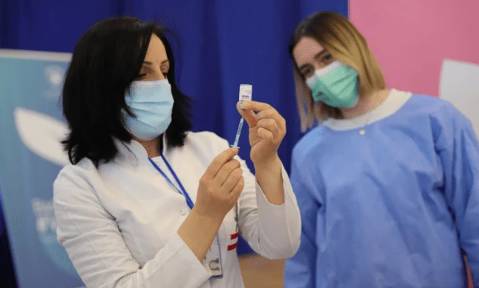 Albanien vacciniert 200tausend Menschen, Kosovo hat nur 24tausend Impfstoffe
