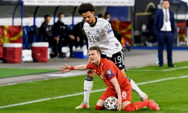 El futbolista albanés Alioski: Queremos derrotar a Alemania de nuevo