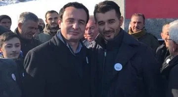 Labinot Tahiri dit initialement “saw Rugova lare mort”, puis félicité Vjosa Osmani