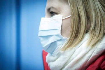 Basta dilemmi: Il video che mostra chiaramente quanto ogni maschera ci protegge!