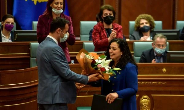 Vetevendosje felicita a Vjosa Osmani por una nueva tarea