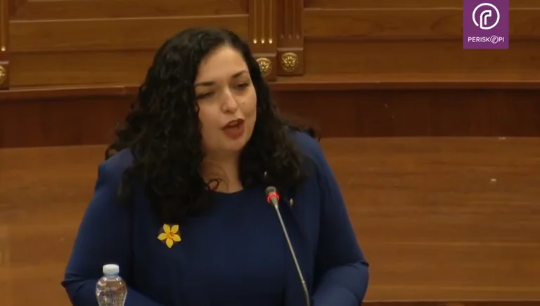 Presidente Vjosa Osmani: Es un gran honor para mí.