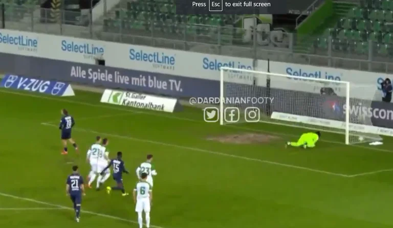 Benjamin Colloll marca contra St. Gallen