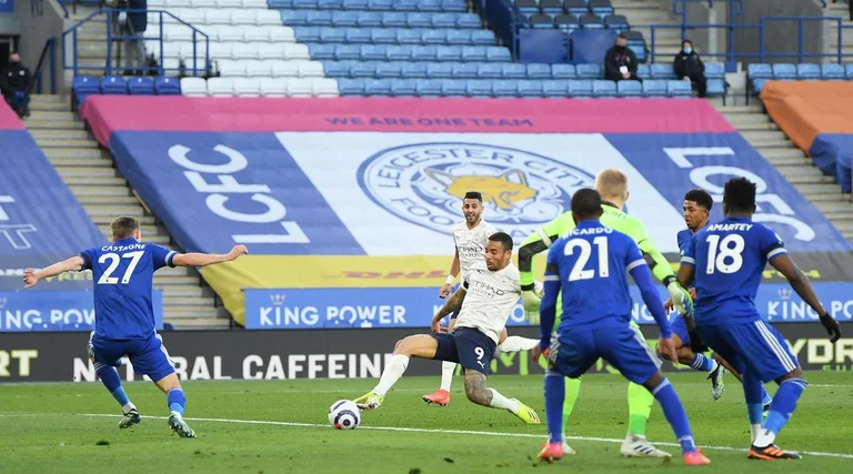 Il n'y a pas de Man City, et ça bat Leicester.