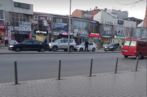 Accident in Pristina, including a police car