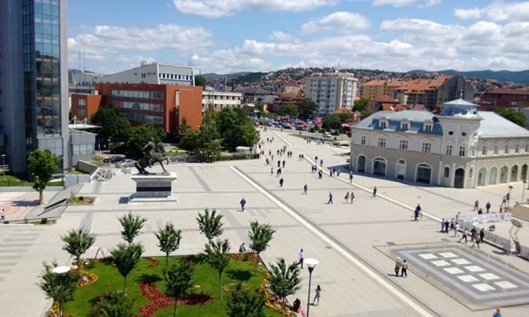 Ministri Vitia flet për menaxhimin e pandemisë dhe mundësinë e masave të reja