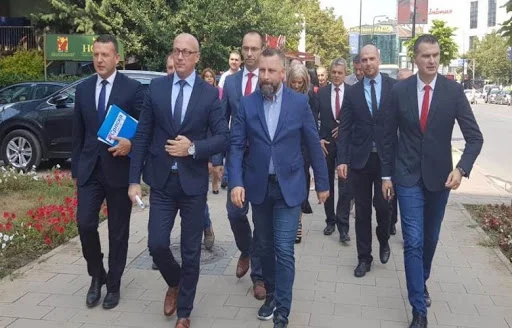 Lista Serbe e çon në Kushtetuese Qeverinë Kurti II