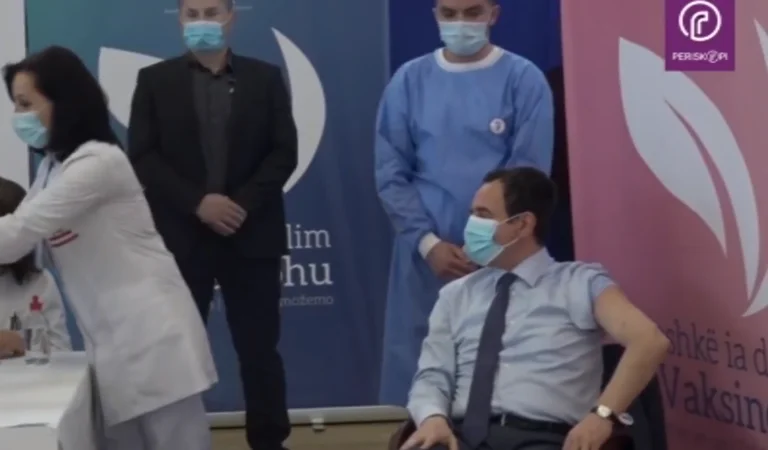 Deputeti i PDK’së: Vaksinimi i Kurtit do duhej të bëhej vetëm kur të sigurohej që asnjë qytetar të mos mbes mbrapa