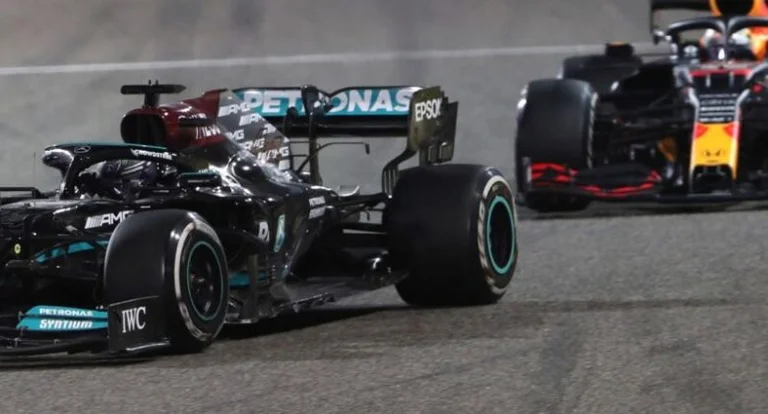Hamilton triumphs at Grand Prix of Bahrain