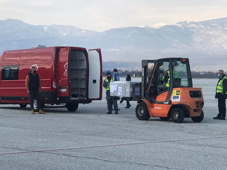 Kjo është agjenda e plotë eceremonisë së pranimit të vaksinave kundër COVID-19