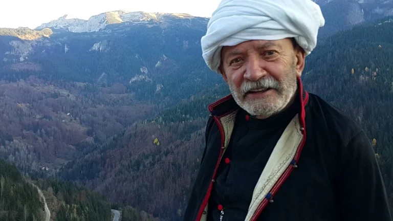 Çun Lajçi: Nëse shpëtoj nga Covidi, s’keni nevojë me ma zmadhu fotografinë e as mem ble lule