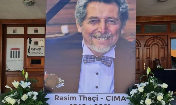 Vazhdojnë homazhet për ta nderuar figurën e aktorit Rasim Thaçi – Cima