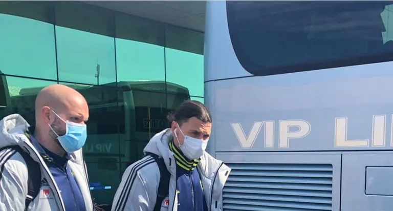 Zlatan Ibrahimovic bëri këtë postim në rrjetet sociale pasi ateroi në Prishtinë: Unë jam Zlatan
