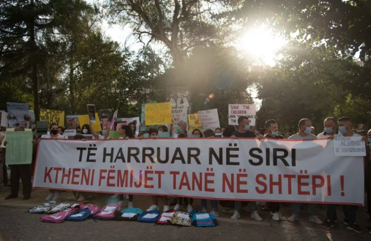Studimi shqetësues, 19% e shqiptarëve të bindur se sistemi politik duhet të ndryshohet me dhunë