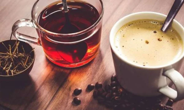 A llogariten çaji dhe kafeja si konsumim uji apo jo?