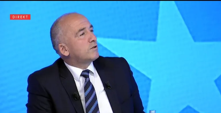 Muhaxheri: Ka deputetë të LDK-së që Vjosa nuk i ka votuar për ministra, nuk mund t’i bindim ta votojnë për Presidente