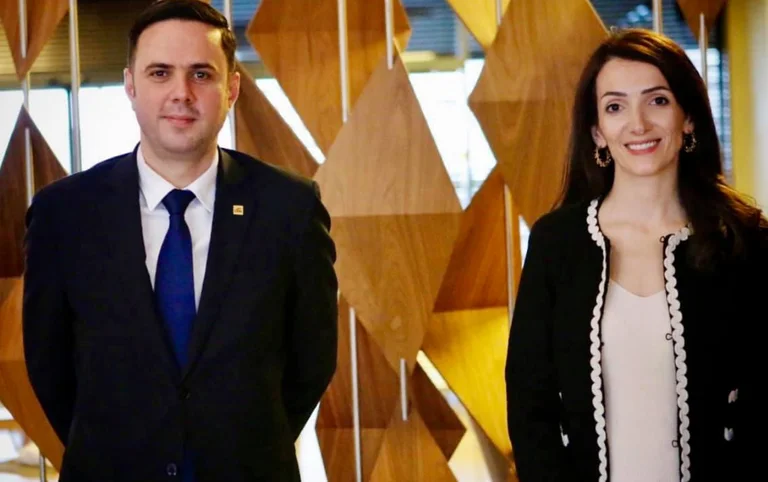 Nënkryetarja e LDK-së: Vjosa Osmani le t’na sigurojë që do të jetë unifikuese