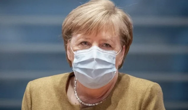 Merkel: Jemi në valën e tretë të pandemisë, zbutja e masave të zbatohet gradualisht