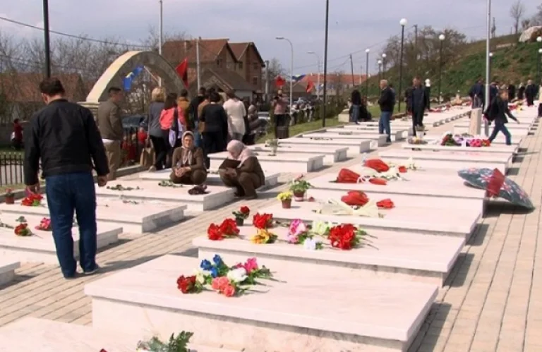 22 vjet nga masakra në Krushë të Madhe