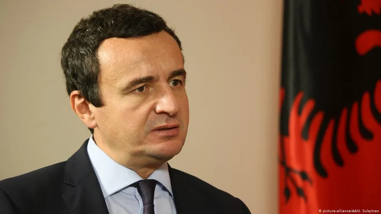 Albin Kurti mbushi sot 46 vjet dhe 23 vjet në politikë [ose 40 nëse numërohet viti 1981]