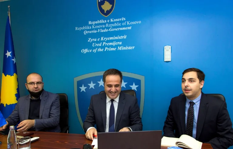 Driton Selmanaj aludon se mund të rikthehet fuqishëm në pushtet, numëron situatat