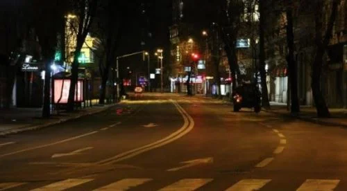Maqedonia e Veriut zgjat orën policore antiCovid-19 deri më 6 prill