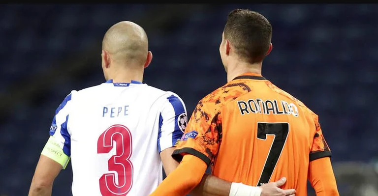 Se publica en lo que Ronaldo le dijo a Pepes durante el partido.
