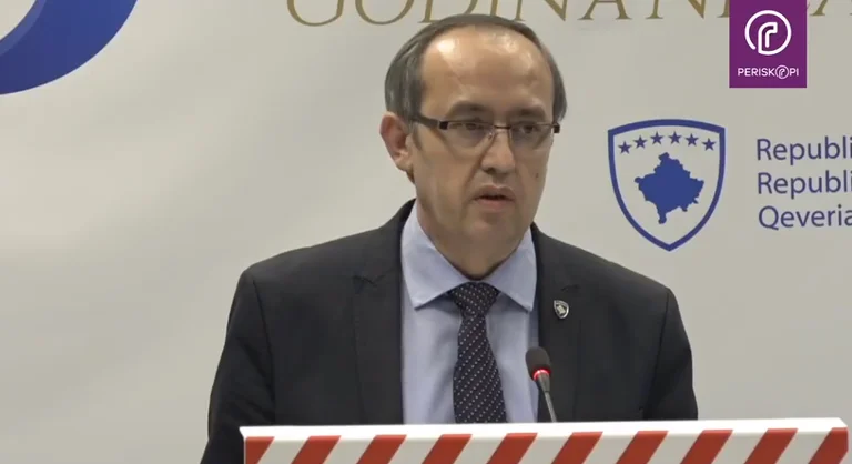 Hoti uron Kurtin dhe Konjufcën: Sinqerisht, ju dëshiroj sukses
